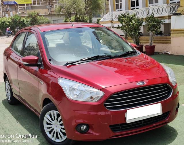 https://images10.gaadi.com/usedcar_image/3691538/original/processed_img2923332__used_car_2923332_1701094104.jpg?imwidth=6401