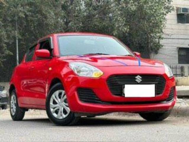 https://images10.gaadi.com/usedcar_image/3691618/original/processed_img2923349__used_car_2923349_1701105791.jpg?imwidth=6400