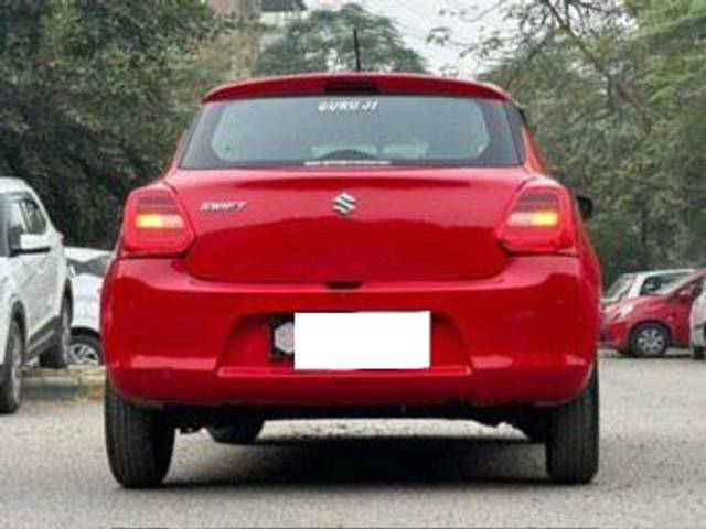 https://images10.gaadi.com/usedcar_image/3691618/original/processed_img2923349__used_car_2923349_1701105804.jpg?imwidth=6401