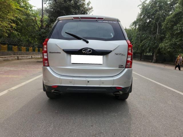 https://images10.gaadi.com/usedcar_image/3691720/original/processed_img2923365__used_car_2923365_1701104112.jpg?imwidth=6402