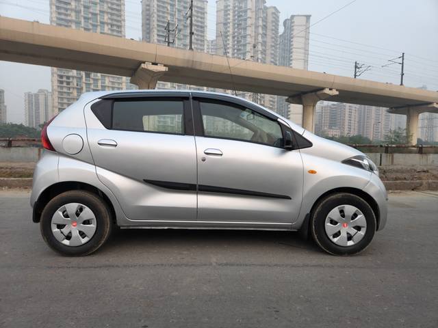 https://images10.gaadi.com/usedcar_image/3691728/original/img2923366__used_car_2923366_1701104398.jpg?imwidth=6401