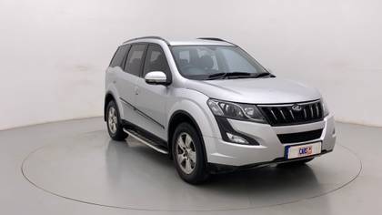 Mahindra XUV500 W6 2WD Mahindra XUV500 W6 2WD