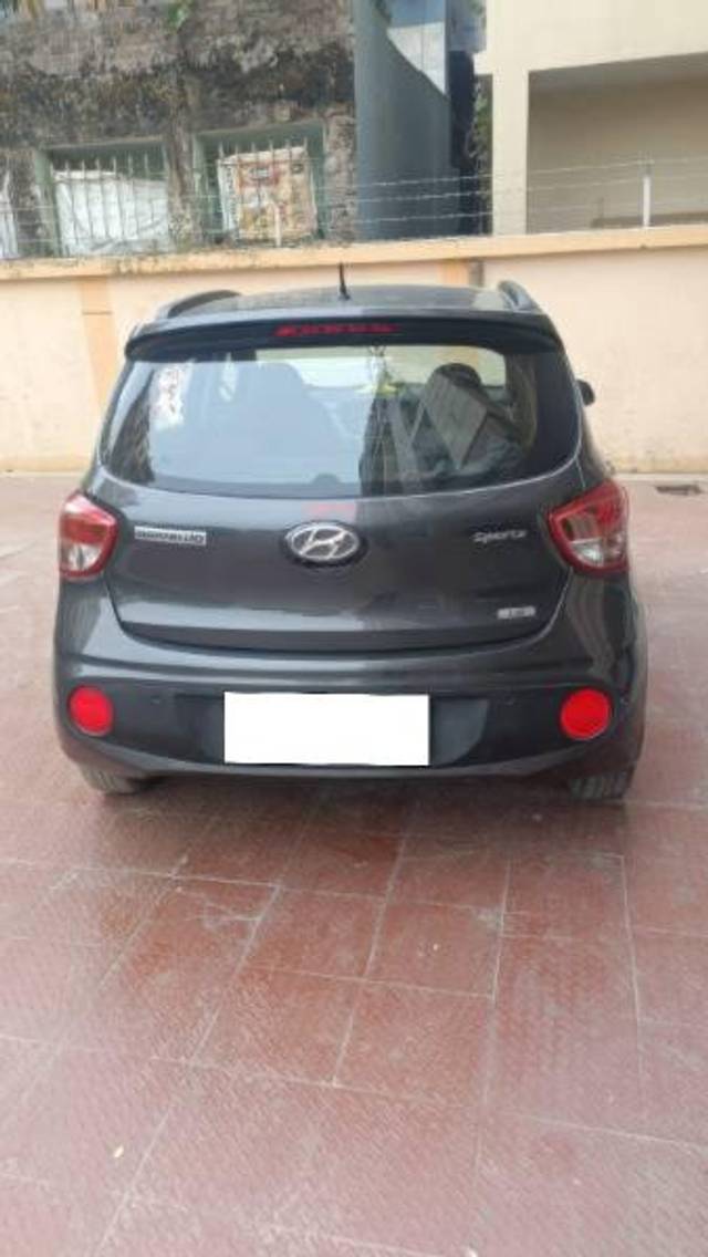 https://images10.gaadi.com/usedcar_image/3691902/original/processed_9f6972f9-ec64-42aa-b015-9dd92b43fdc2.jpg?imwidth=6401