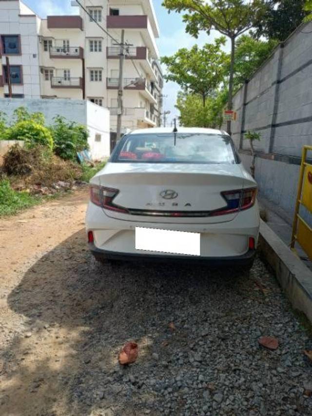 https://images10.gaadi.com/usedcar_image/3691949/original/processed_8e3ac534-f83a-4aa7-9164-fbdc450ae533.jpg?imwidth=6402