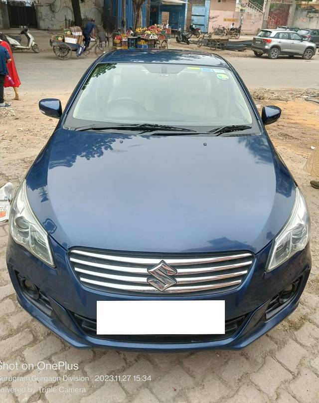 https://images10.gaadi.com/usedcar_image/3691972/original/processed_img2923396__used_car_2923396_1701145968.jpg?imwidth=6400