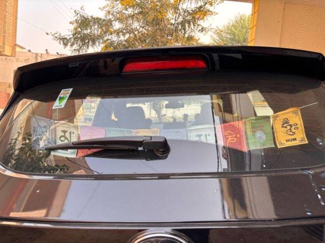 https://images10.gaadi.com/usedcar_image/3692017/original/processed_eb891675-58a7-448c-bb18-afceec3f96ca.jpeg?imwidth=6402