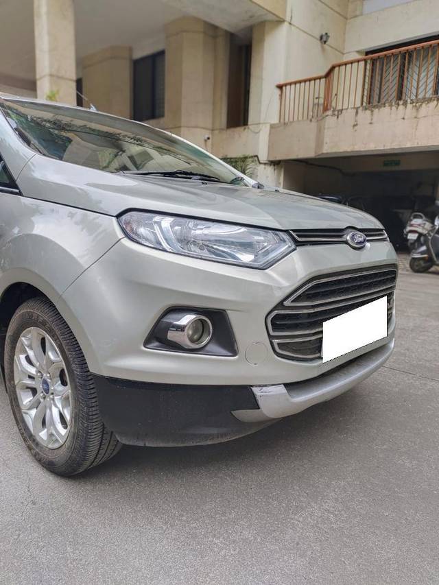 https://images10.gaadi.com/usedcar_image/3692025/original/processed_img2923415__used_car_2923415_1701149496.jpg?imwidth=6400