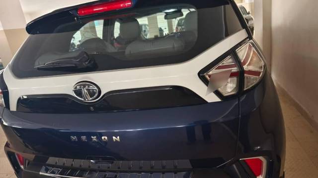 https://images10.gaadi.com/usedcar_image/3692035/original/processed_c778683d-8575-4970-80b8-6fbae3bb52c5.jpg?imwidth=6402