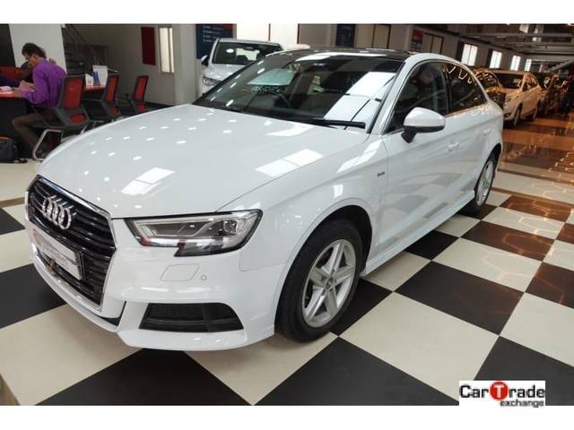https://images10.gaadi.com/usedcar_image/3692119/original/processed_img2923476__used_car_2923476_1701153015.jpg?imwidth=6402