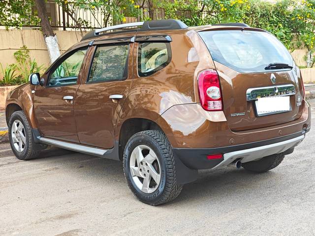 https://images10.gaadi.com/usedcar_image/3692132/original/processed_img2923484__used_car_2923484_1701153559.jpg?imwidth=6402
