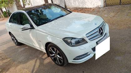 Mercedes-Benz C-Class 220 CDI AT Mercedes-Benz C-Class 220 CDI AT