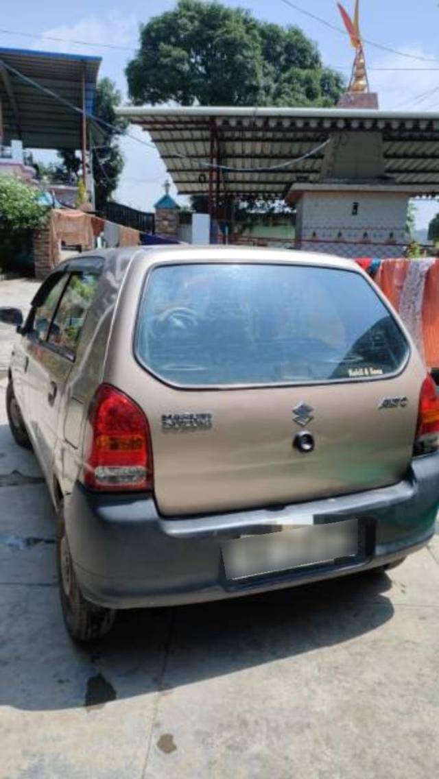 https://images10.gaadi.com/usedcar_image/3692168/original/processed_cf7b3255-e386-43f7-9246-3727602eff80.jpeg?imwidth=6401