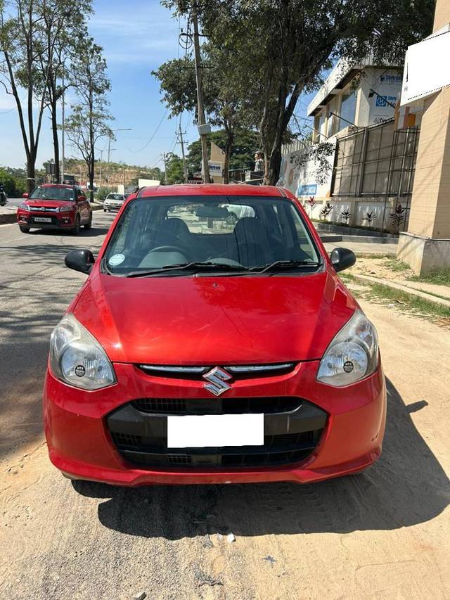 https://images10.gaadi.com/usedcar_image/3692189/original/processed_img2923516__used_car_2923516_1701155323.jpg?imwidth=6402
