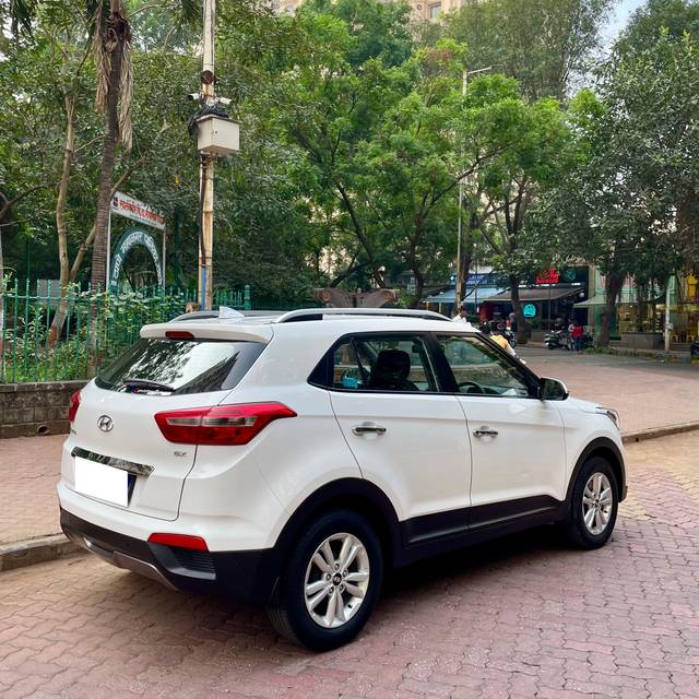 https://images10.gaadi.com/usedcar_image/3692190/original/processed_img2923517__usedcar_creta930003_174391701155193_1701155208.JPG?imwidth=6401