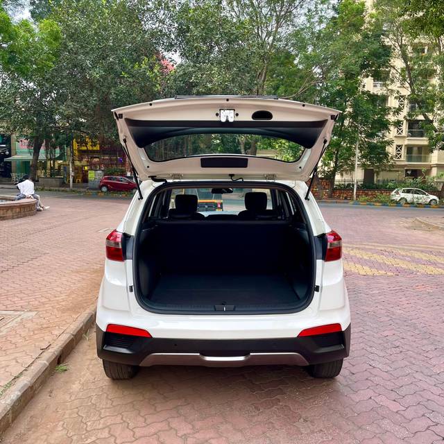 https://images10.gaadi.com/usedcar_image/3692190/original/processed_img2923517__usedcar_creta930008_174391701155193_1701155212.JPG?imwidth=6402