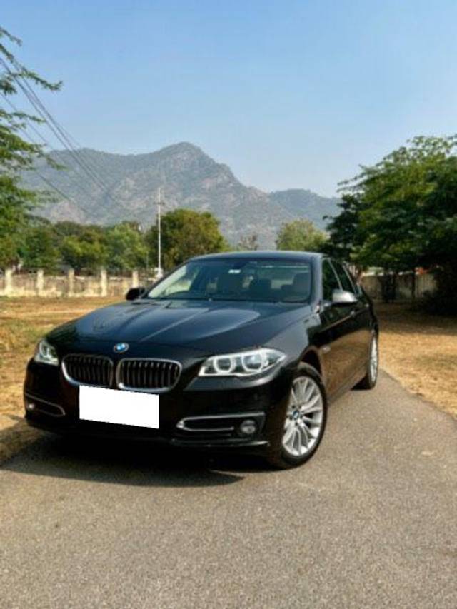 https://images10.gaadi.com/usedcar_image/3692230/original/processed_6452597a-ead2-41fa-9623-965391b54803.jpeg?imwidth=6400