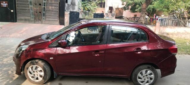 https://images10.gaadi.com/usedcar_image/3692238/original/21__VCC_IMG_1700543272155_1821911_95_1700543601.jpg?imwidth=6401