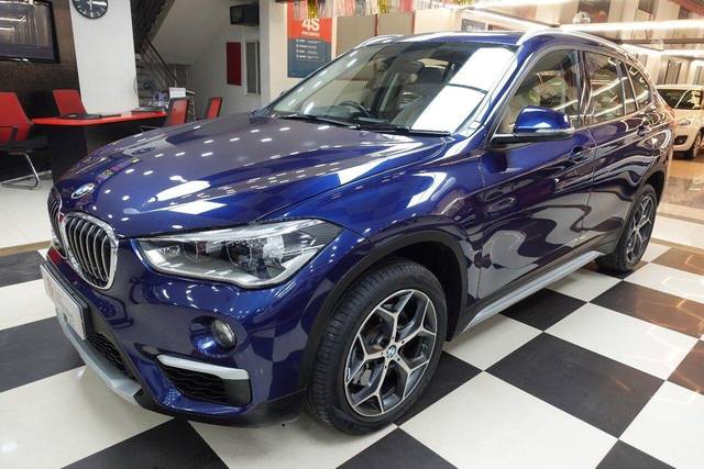 https://images10.gaadi.com/usedcar_image/3692242/original/processed_img2923549__used_car_2923549_1701156696.jpg?imwidth=6402