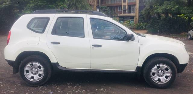 https://images10.gaadi.com/usedcar_image/3692271/original/processed_img2923572__used_car_2923572_1701157283.jpg?imwidth=6401