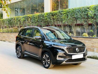 MG Hector Sharp AT BSIV MG Hector Sharp AT BSIV