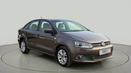 Volkswagen Vento 1.5 TDI Highline AT Volkswagen Vento 1.5 TDI Highline AT