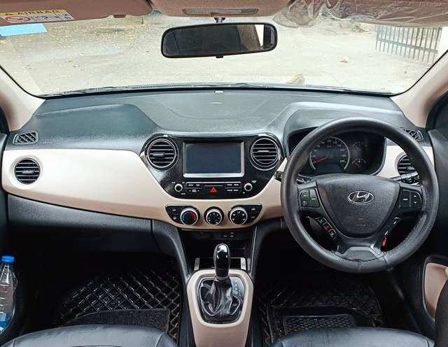 https://images10.gaadi.com/usedcar_image/3692313/original/img2923594__used_car_2923594_1701158722.jpg?imwidth=6401