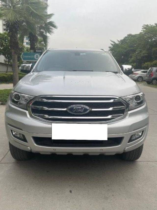 https://images10.gaadi.com/usedcar_image/3692329/original/processed_2376485a-0241-45a8-8d7c-40b6f8ea7f7b.jpg?imwidth=6402