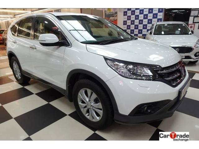 https://images10.gaadi.com/usedcar_image/3692338/original/processed_img2923599__used_car_2923599_1701159603.jpg?imwidth=6400