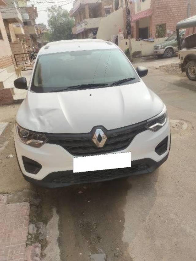 https://images10.gaadi.com/usedcar_image/3692374/original/processed_9d2e4919-8260-4678-aac3-8c362dfac558.jpg?imwidth=6400