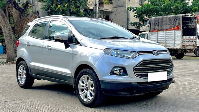 https://images10.gaadi.com/usedcar_image/3692447/original/processed_img2923662__used_car_2923662_1701162822.jpg?imwidth=6400