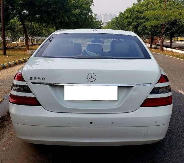 https://images10.gaadi.com/usedcar_image/3692464/original/processed_2aabb255-00ca-43ba-a950-22135e4a3a99.jpg?imwidth=6402