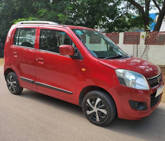 https://images10.gaadi.com/usedcar_image/3692479/original/img2923677__used_car_2923677_1701163664.jpg?imwidth=6400