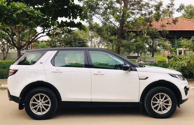 https://images10.gaadi.com/usedcar_image/3692482/original/img2923679__used_car_2923679_1701163831.jpg?imwidth=6401