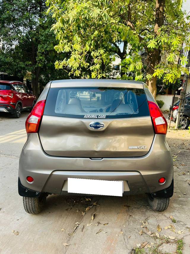https://images10.gaadi.com/usedcar_image/3692527/original/processed_img2923712__usedcar_whatsappimage2023_11_04at134225_8__15261701164414_1701164430.jpeg?imwidth=6401