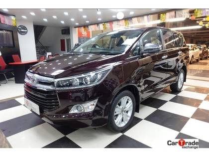 Toyota Innova Crysta 2.8 ZX AT BSIV Toyota Innova Crysta 2.8 ZX AT BSIV