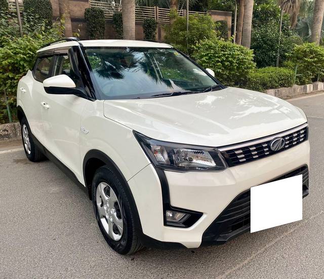 https://images10.gaadi.com/usedcar_image/3692608/original/processed_img2923758__used_car_2923758_1701166879.jpg?imwidth=6400