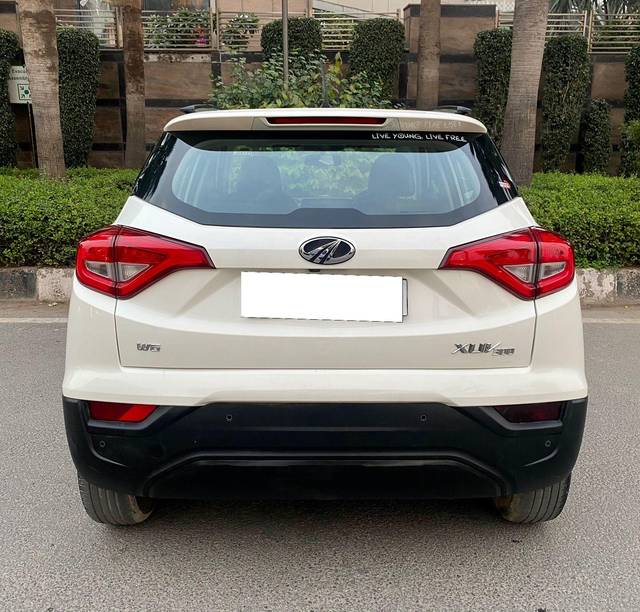 https://images10.gaadi.com/usedcar_image/3692608/original/processed_img2923758__used_car_2923758_1701166900.jpg?imwidth=6402