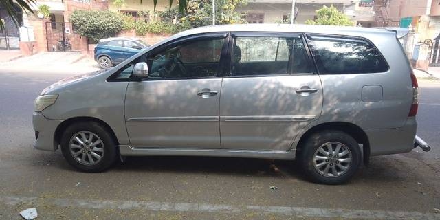 https://images10.gaadi.com/usedcar_image/3692643/original/21__VCC_IMG_1700553963489_1822082_95_1700554682.jpg?imwidth=6401