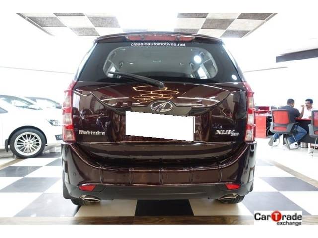 https://images10.gaadi.com/usedcar_image/3692672/original/processed_img2923797__used_car_2923797_1701168672.jpg?imwidth=6402