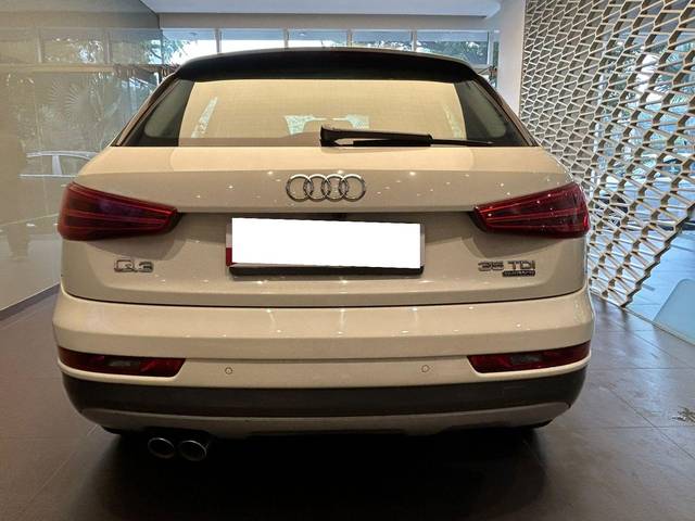 https://images10.gaadi.com/usedcar_image/3692674/original/processed_img2923799__usedcar_whatsappimage2023_11_27at124219_140381701168562_1701168577.jpeg?imwidth=6402