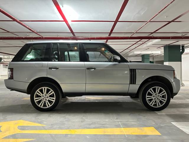 https://images10.gaadi.com/usedcar_image/3692676/original/img2923800__usedcar_62947a36_4891_4cff_a5de_946482b95a19_5731701168715_1701168725.jpg?imwidth=6401