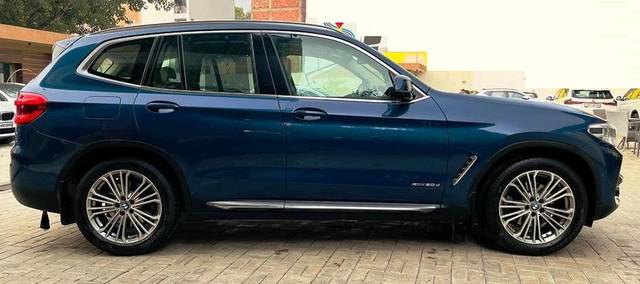 https://images10.gaadi.com/usedcar_image/3692678/original/img2923801__usedcar_be318d6e_9a27_46df_bbf6_bc5fc524ac74_117901701167533_1701167646.jpg?imwidth=6401