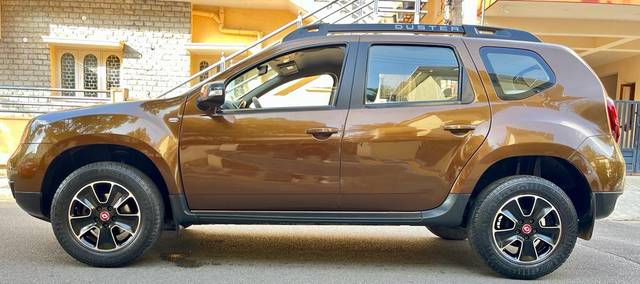 https://images10.gaadi.com/usedcar_image/3692686/original/processed_img2923806__used_car_2923806_1701169097.jpg?imwidth=6402