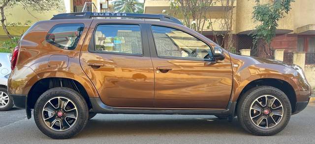 https://images10.gaadi.com/usedcar_image/3692686/original/processed_img2923806__used_car_2923806_1701169098.jpg?imwidth=6401