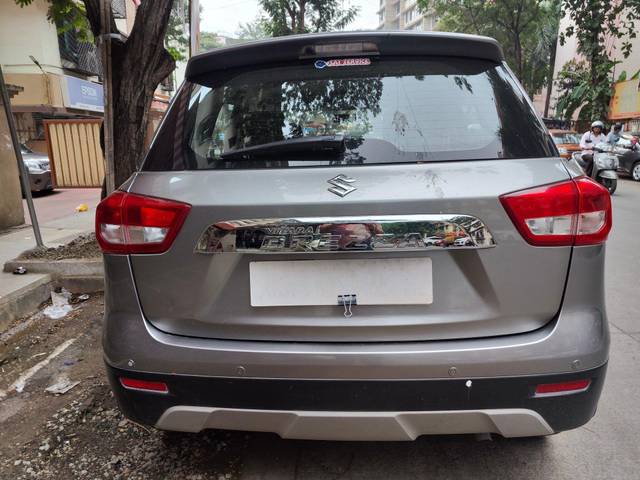 https://images10.gaadi.com/usedcar_image/3692697/original/processed_img2923814__used_car_2923814_1701169437.jpg?imwidth=6402