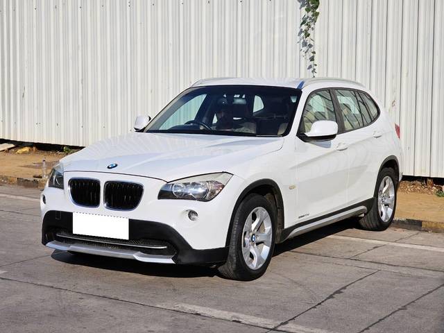 https://images10.gaadi.com/usedcar_image/3692709/original/processed_img2923820__used_car_2923820_1701169977.jpg?imwidth=6402