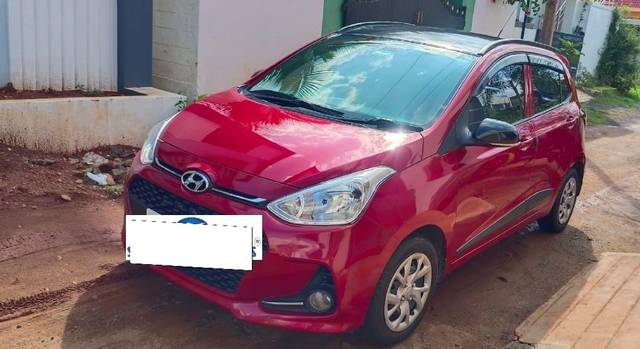 https://images10.gaadi.com/usedcar_image/3692713/original/processed_img2923822__usedcar_2_5701701169973_1701170002.jpeg?imwidth=6402