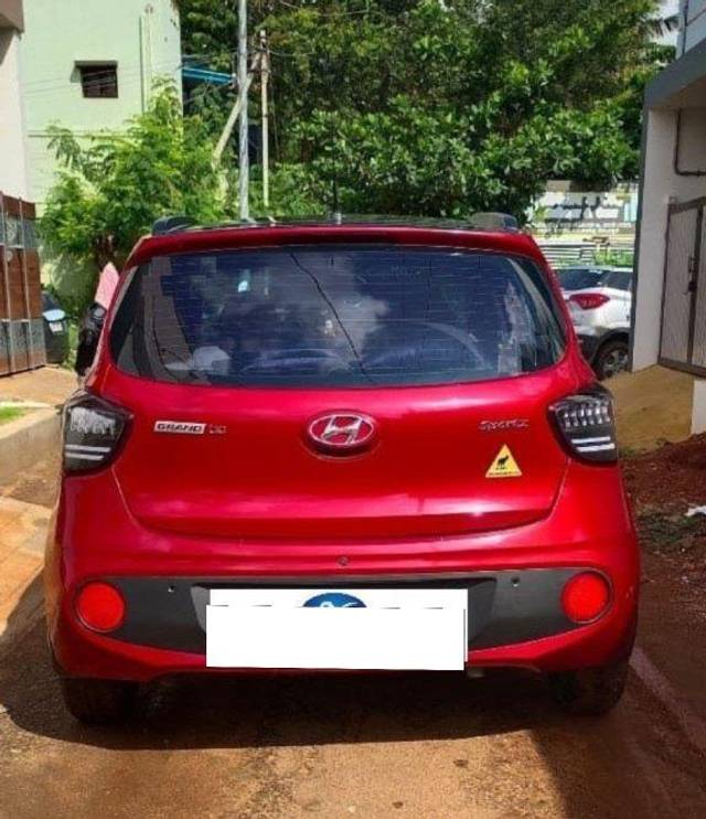 https://images10.gaadi.com/usedcar_image/3692713/original/processed_img2923822__usedcar_6_5701701169973_1701170000.jpeg?imwidth=6401