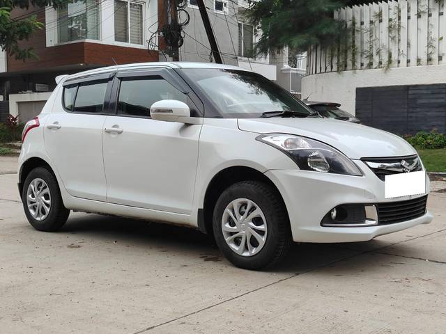 https://images10.gaadi.com/usedcar_image/3692729/original/processed_img2923827__used_car_2923827_1701170623.jpg?imwidth=6400