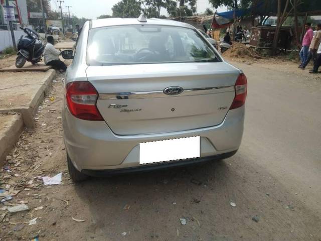 https://images10.gaadi.com/usedcar_image/3692736/original/processed_7da1f2d7-df3a-42d2-8e8d-b537b73b1ff8.jpeg?imwidth=6401